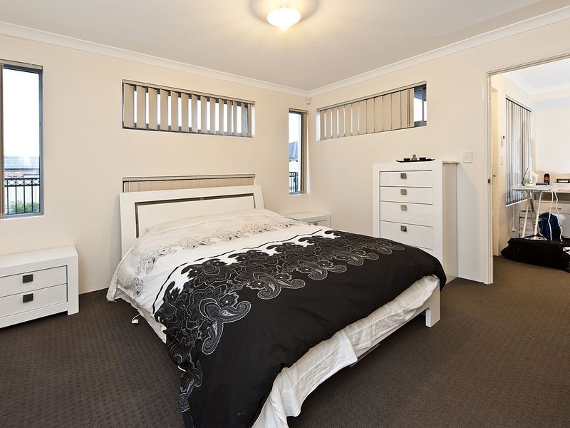 14 Darton Loop, Bertram WA 6167