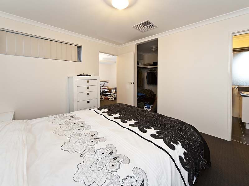 14 Darton Loop, Bertram WA 6167