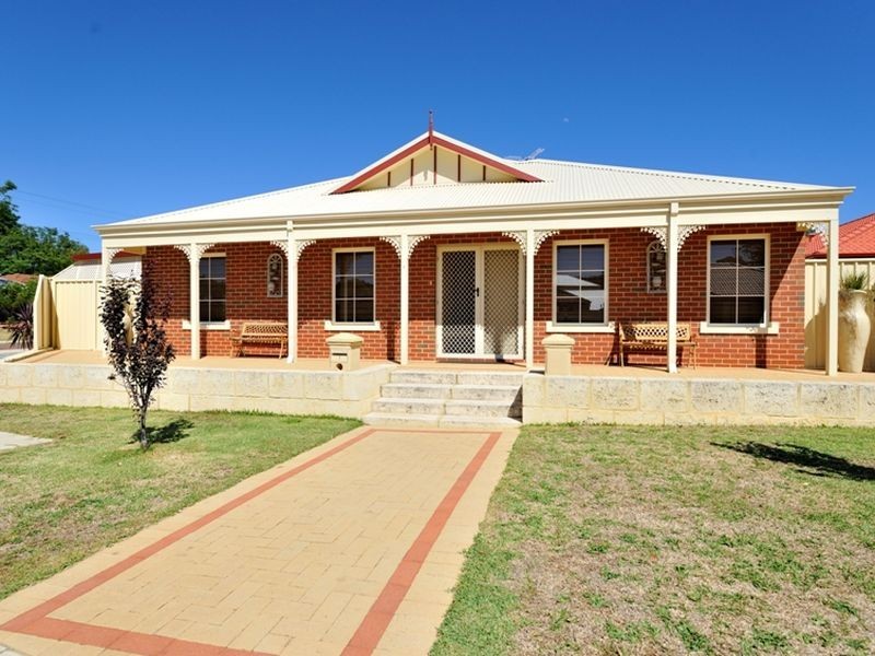 1 Gorman Place, Calista WA 6167