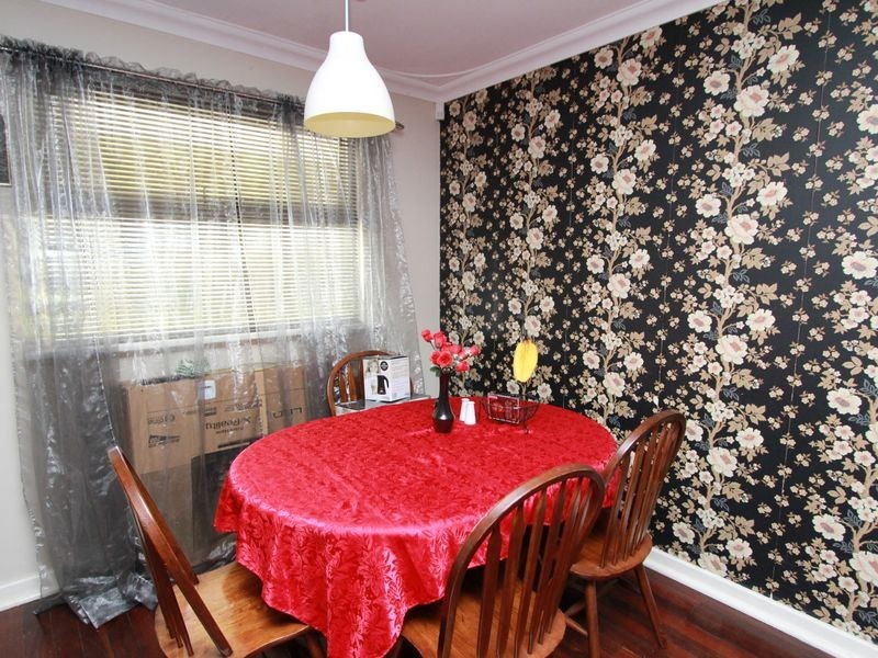 22 Clark Way, Orelia WA 6167