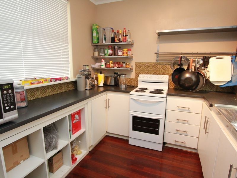 22 Clark Way, Orelia WA 6167