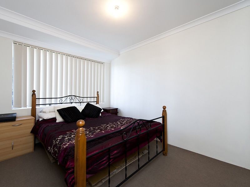 95 Dalrymple Drive, Leda WA 6170