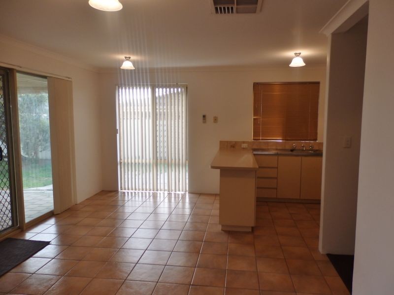 55 Challenger Avenue, Parmelia WA 6167