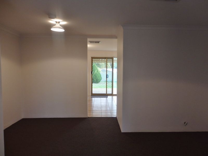 55 Challenger Avenue, Parmelia WA 6167