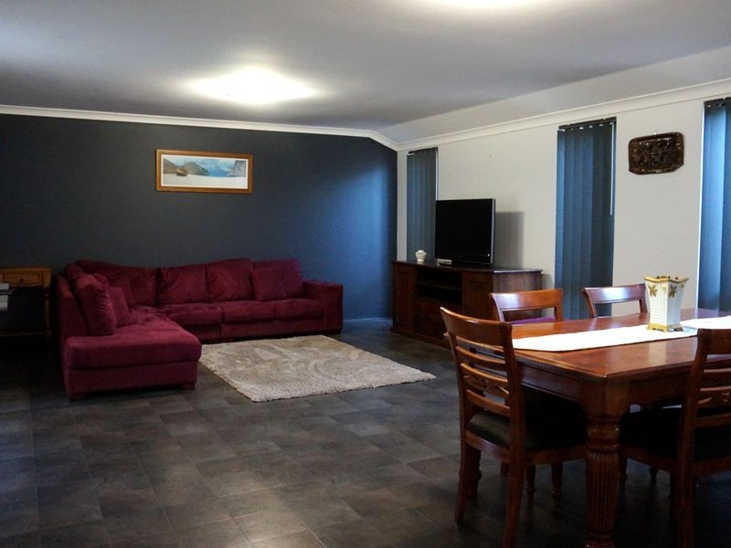 80 Price Parkway, Bertram WA 6167