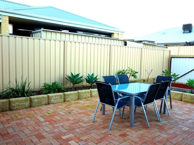 80 Price Parkway, Bertram WA 6167