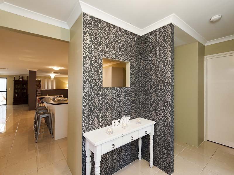 11 Spelthorne Way, Wellard WA 6170