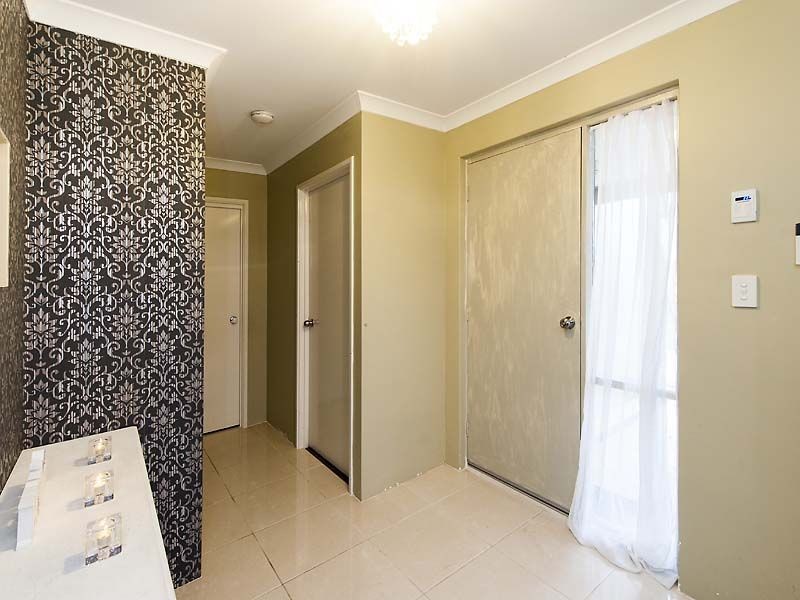 11 Spelthorne Way, Wellard WA 6170