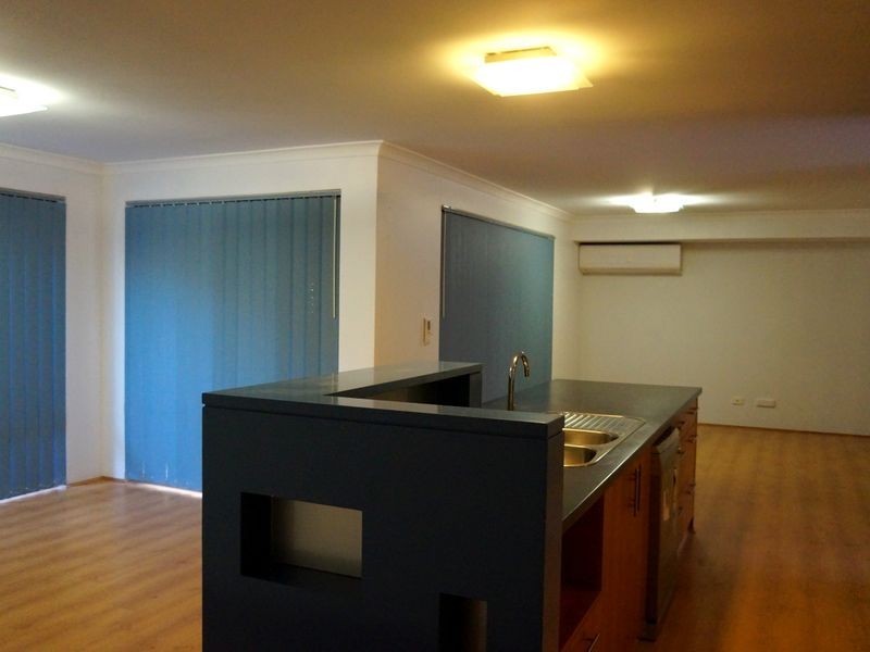 8 Protector Way, Bertram WA 6167