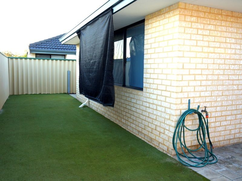 8 Protector Way, Bertram WA 6167