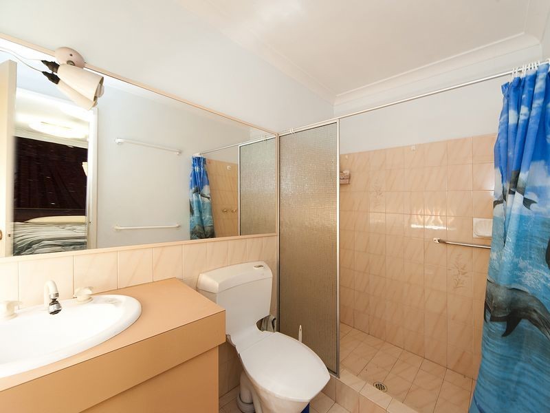 33 Parkway Gardens, Parmelia WA 6167