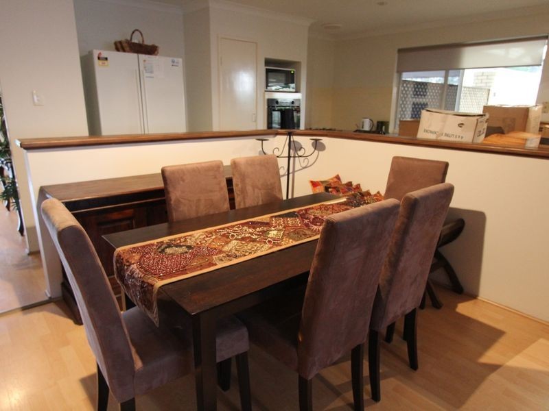 10 Riley Place, Leda WA 6170