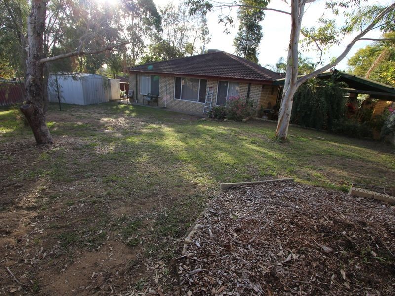 10 Riley Place, Leda WA 6170