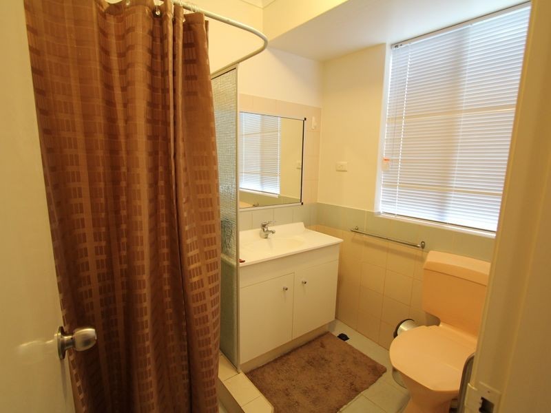 10 Riley Place, Leda WA 6170