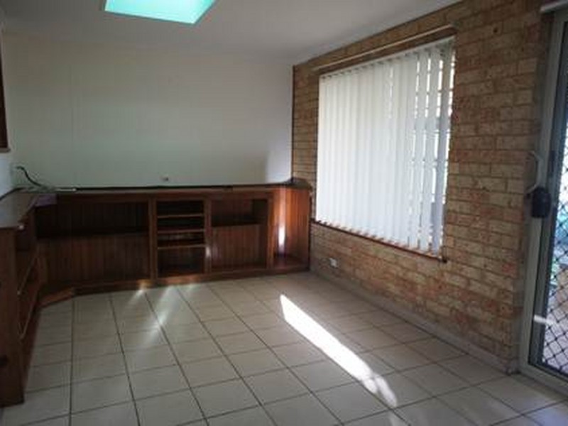 18 Edmund Way, Calista WA 6167