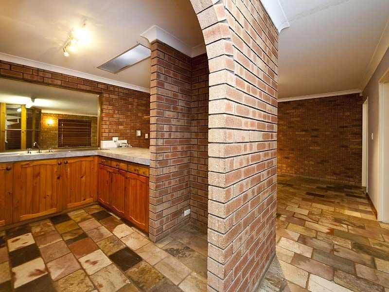 1 McKean Way, Parmelia WA 6167