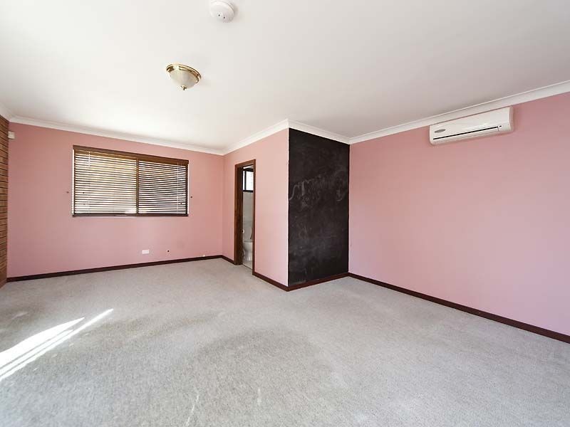 1 McKean Way, Parmelia WA 6167