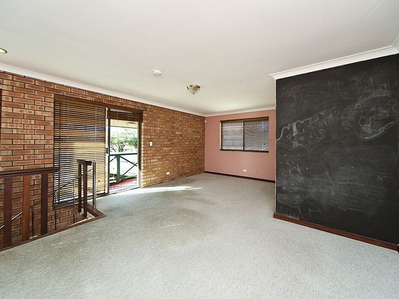 1 McKean Way, Parmelia WA 6167