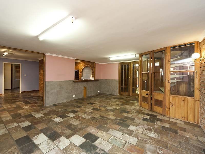 1 McKean Way, Parmelia WA 6167