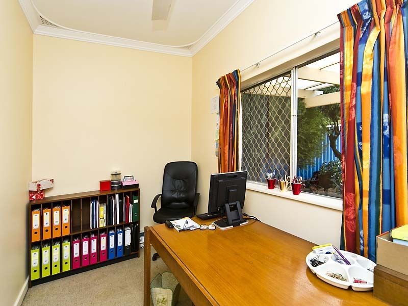 71 Calista Ave, Calista WA 6167