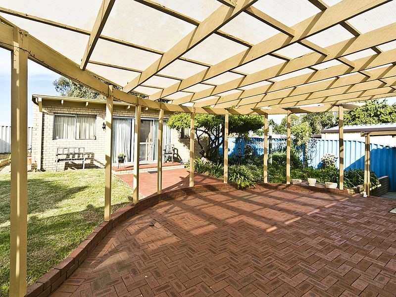 71 Calista Ave, Calista WA 6167