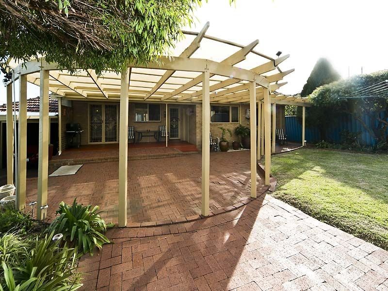 71 Calista Ave, Calista WA 6167