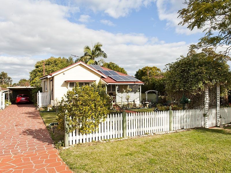 45 Clint Way, Calista WA 6167