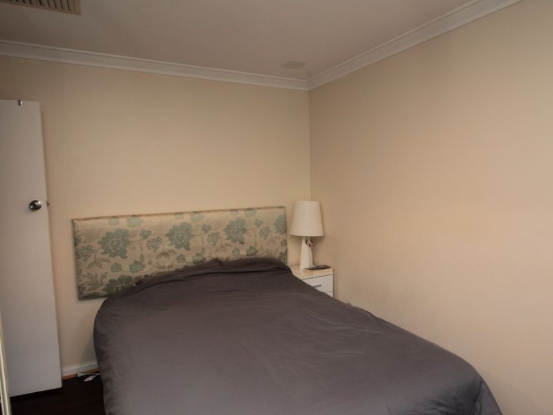 3 Jecks Place, Orelia WA 6167