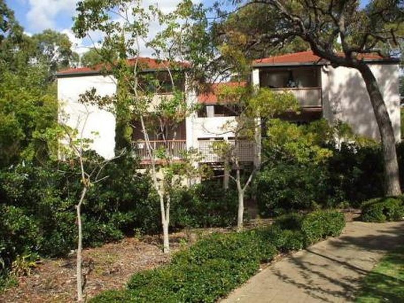 32/2 Pengilly Road, Orelia WA 6167