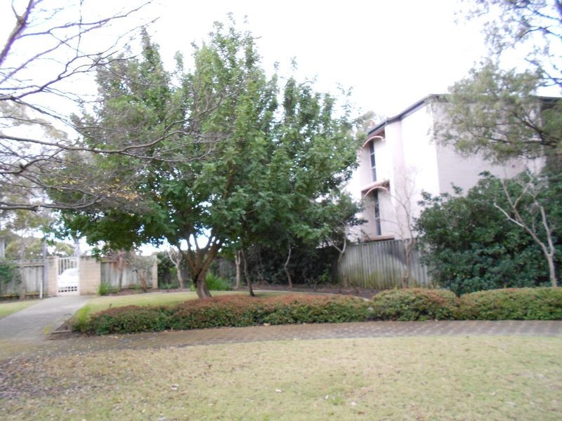 32/2 Pengilly Road, Orelia WA 6167