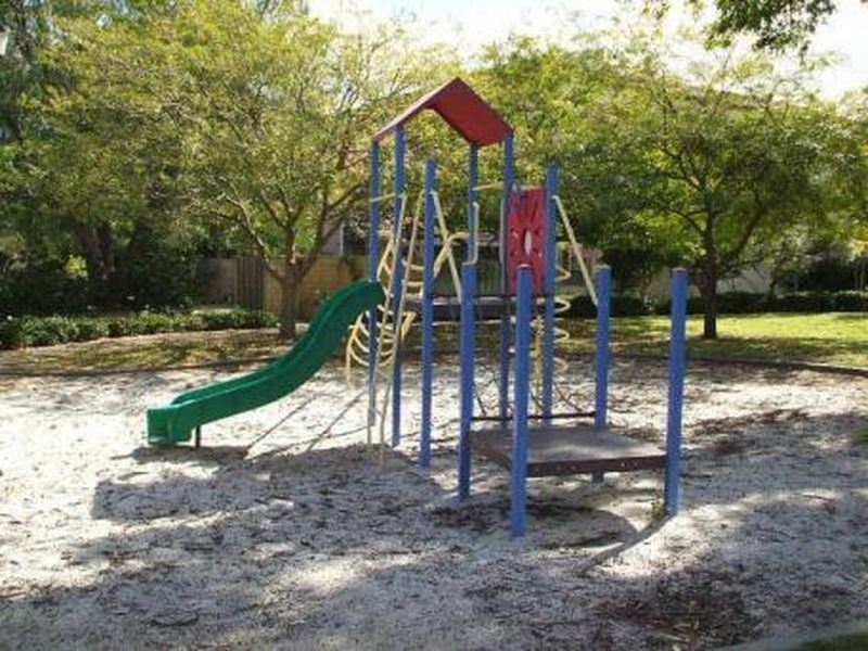 32/2 Pengilly Road, Orelia WA 6167