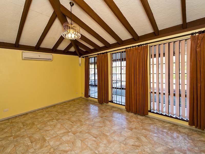 51 Sexty Street, Armadale WA 6112