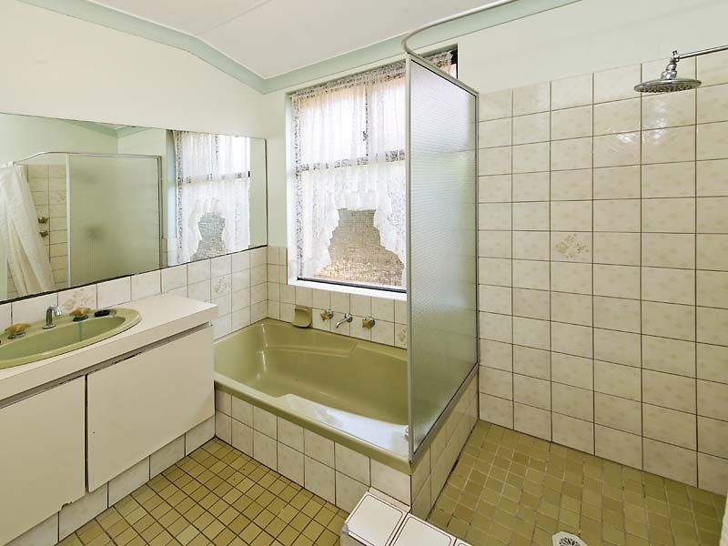 51 Sexty Street, Armadale WA 6112