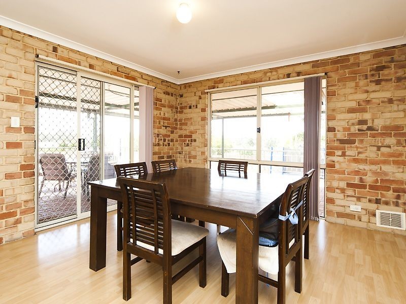 11 Kongal Heights, Leda WA 6170