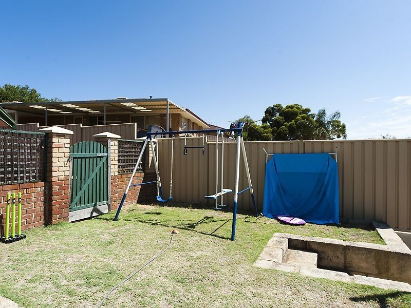 11 Kongal Heights, Leda WA 6170