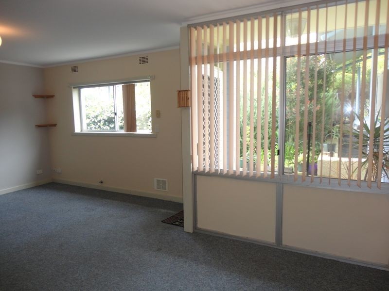 3/12 Edmund Way, Calista WA 6167