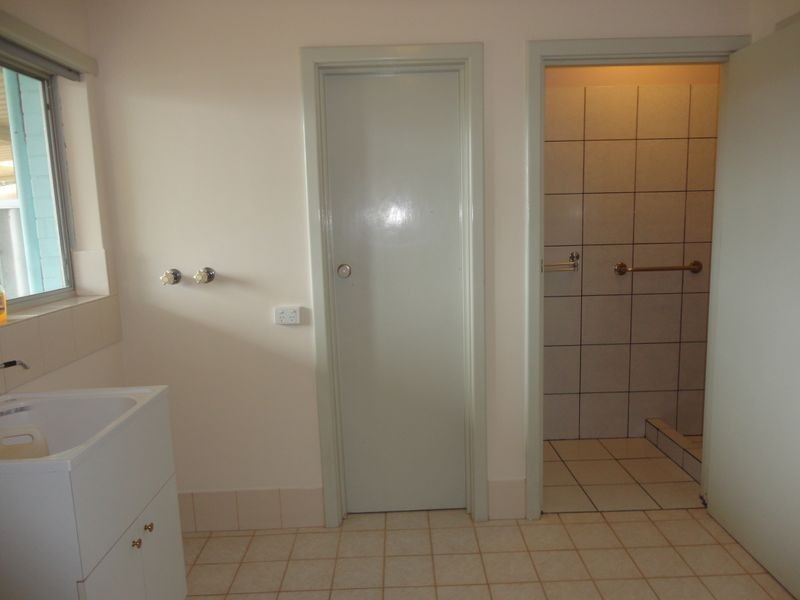 3/12 Edmund Way, Calista WA 6167