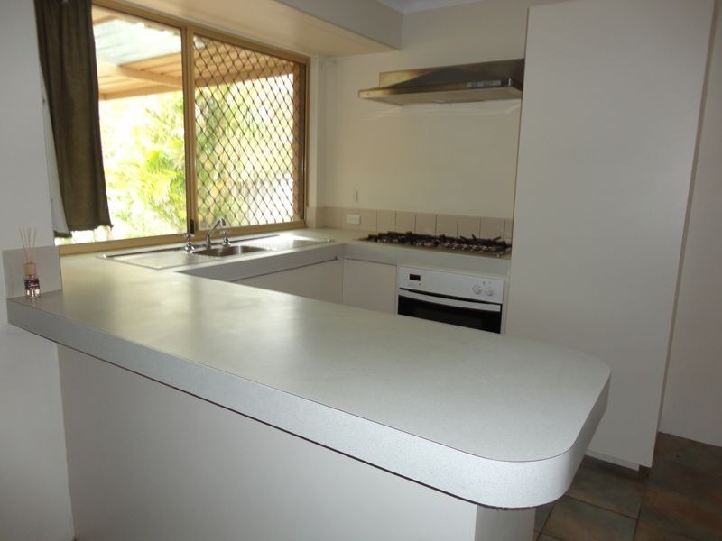 7 Graydon Grove, Leda WA 6170