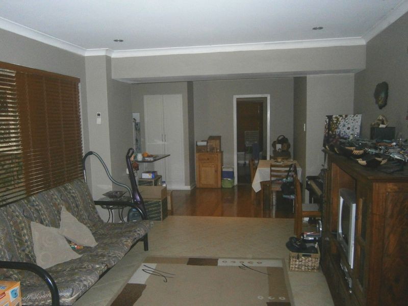 5 Leasham Way, Medina WA 6167