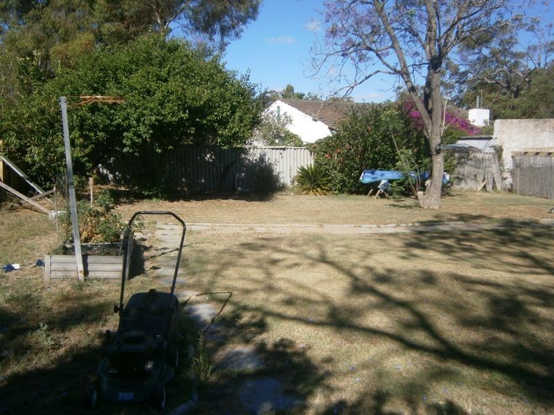 5 Leasham Way, Medina WA 6167