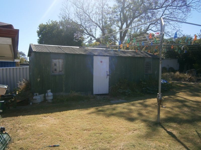 5 Leasham Way, Medina WA 6167