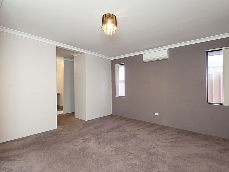 49 Stokesay Street, Orelia WA 6167