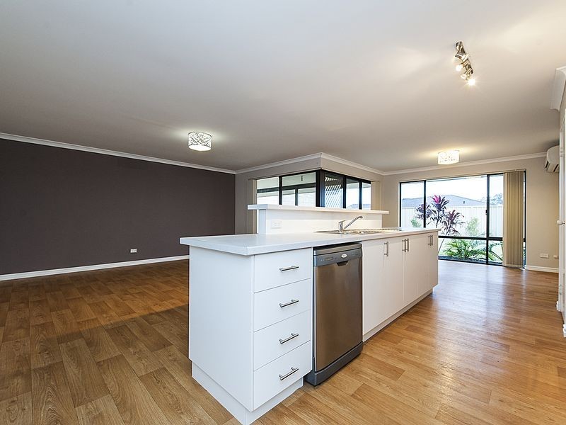 49 Stokesay Street, Orelia WA 6167