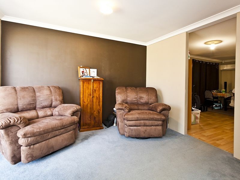 3 Hueston Lkt, Leda WA 6170