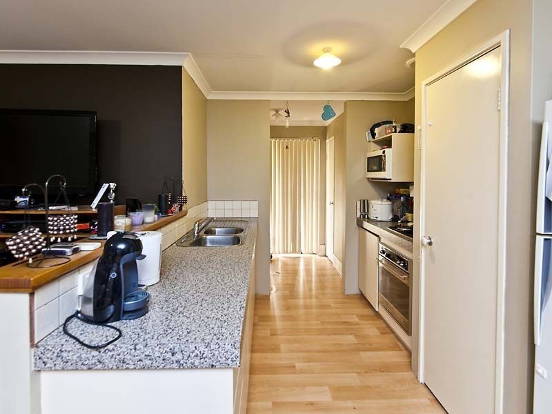 3 Hueston Lkt, Leda WA 6170