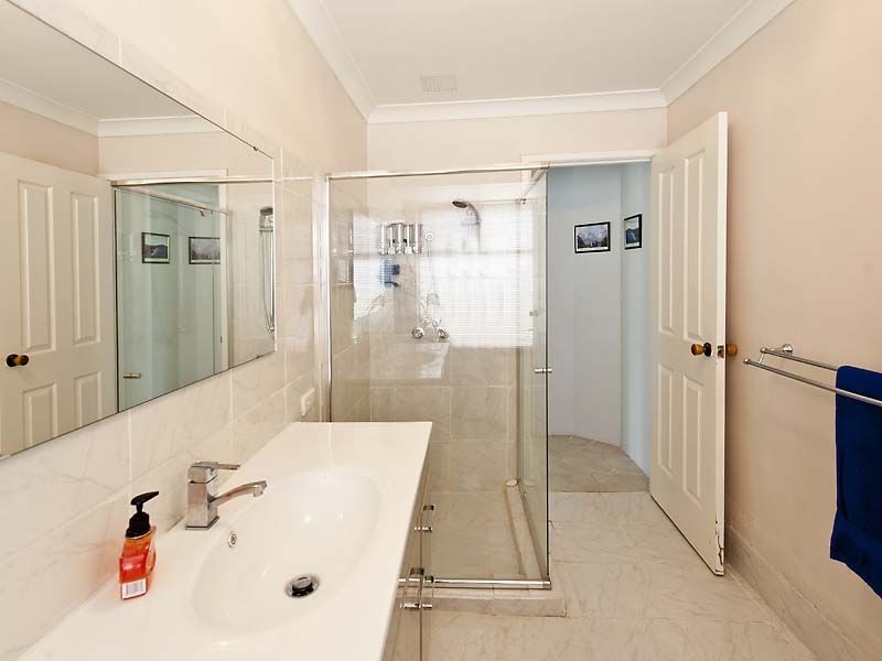 9 Turpin Place, Parmelia WA 6167