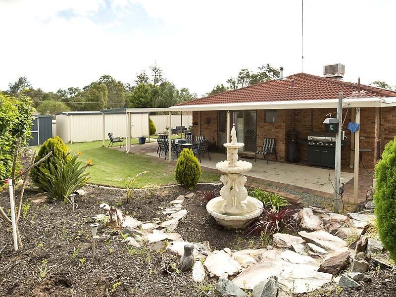 9 Turpin Place, Parmelia WA 6167