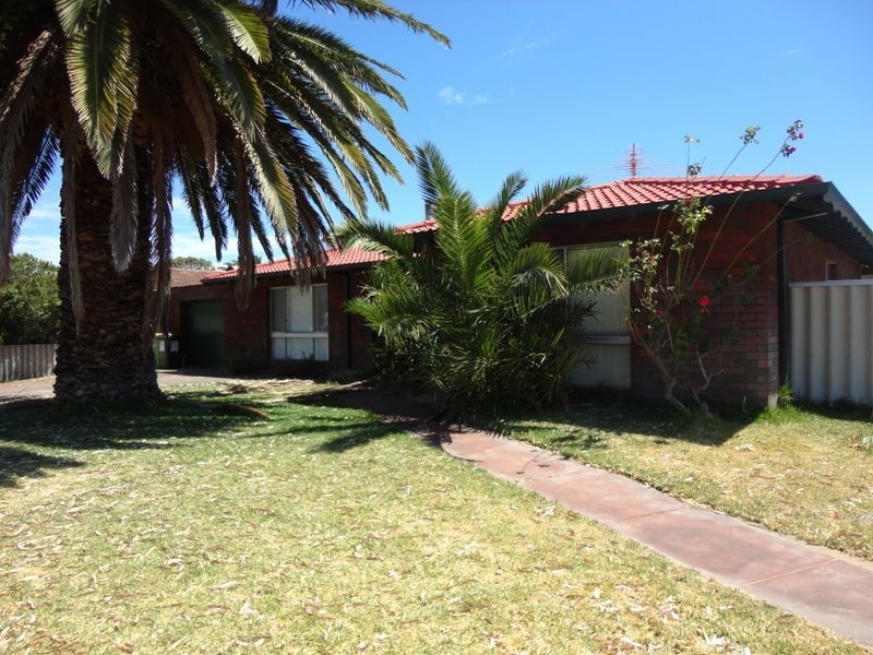 2 Nevis Place, Safety Bay WA 6169