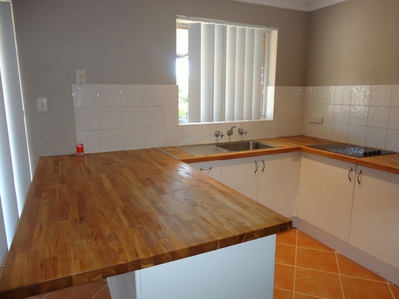 2 Nevis Place, Safety Bay WA 6169