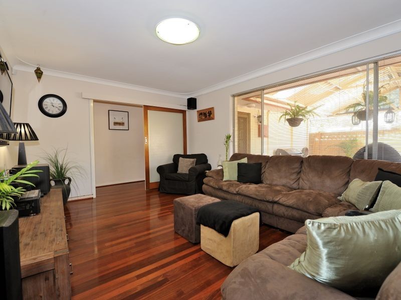 73 Sulphur Road, Orelia WA 6167